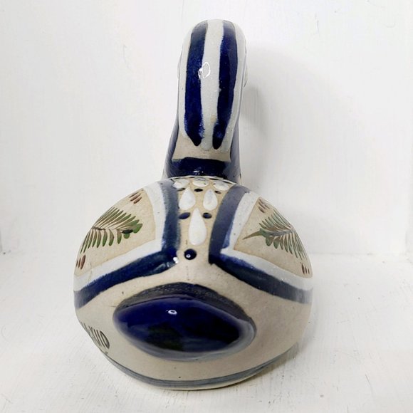 Vintage Tonala Mexico Pottery Stoneware Duck, Signed, EUC, Blue Bird, 6" x 5.5" - Picture 4 of 6